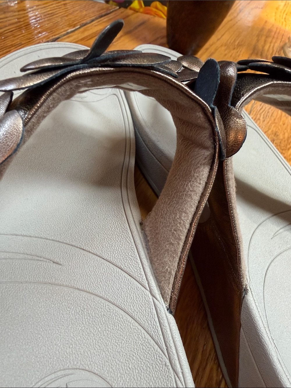 Fitflop Fleur bronze color sandals with floral design on straps. Women’s Size 10 - Picture 8 of 11